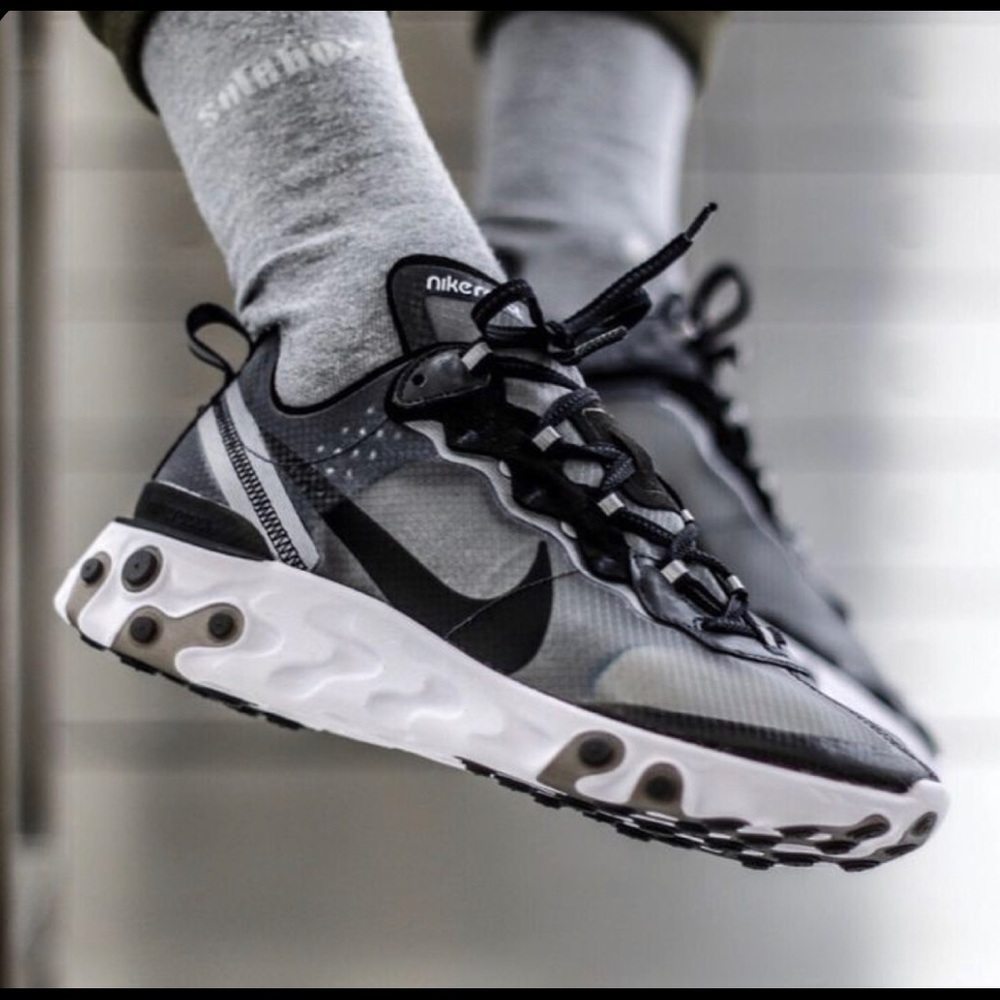 Nike react element 87 sail